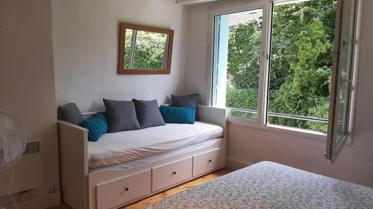 Maison En Ville Avec Terrasse Ensoleillee Et Wi-Fi Magnac-Laval Exteriör bild